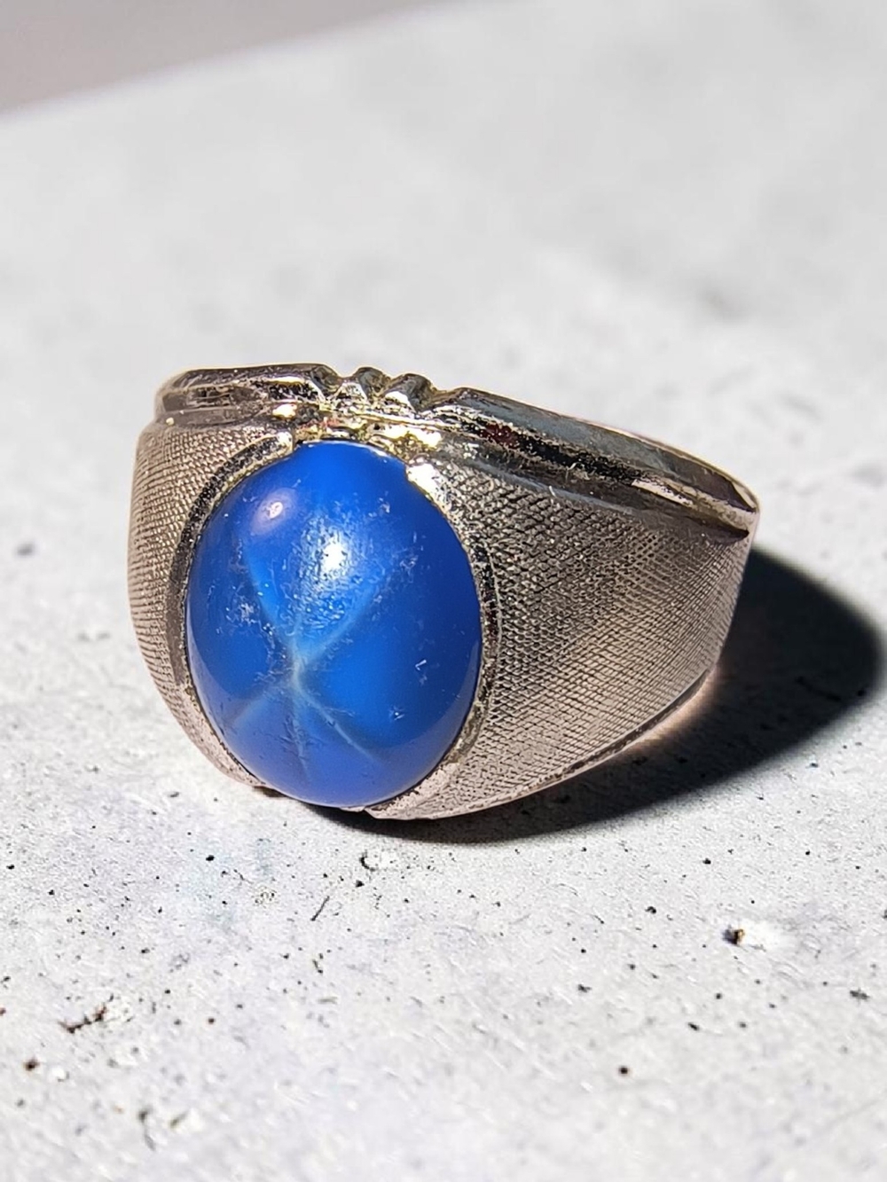 Vintage Men's Sterling Silver Ring with Blue Faux Star Sapphire